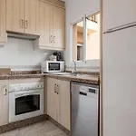 Appartement Beautiful 2 Bedroom Flat With Sunny Balcony Fuengirola