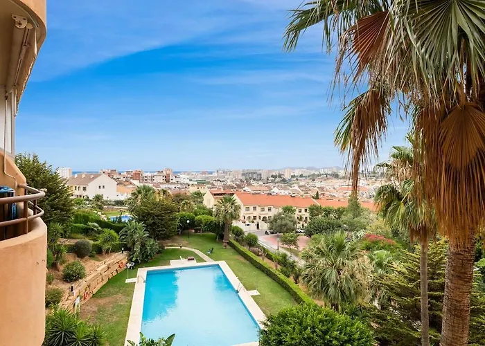 Beautiful 2 Bedroom Flat With Sunny Balcony Appartement Fuengirola