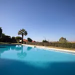 アパート Beautiful 2 Bedroom Flat With Sunny Balcony